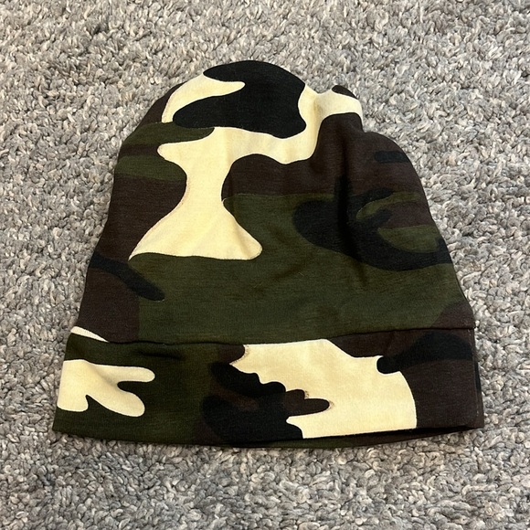 Bundle of Infant Beanies EUC - Picture 5 of 12